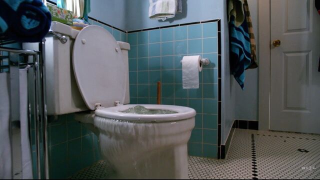 File:Ha ha! A toilet!.jpeg