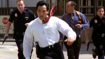 1x13 Aceveda back in the field