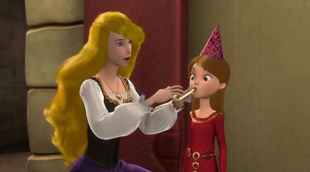 File:Odette with Alise.jpg