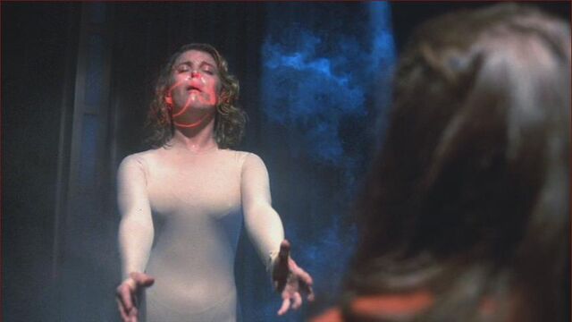 File:Julie conversion 491.jpg