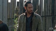 S07e15 43.jpg