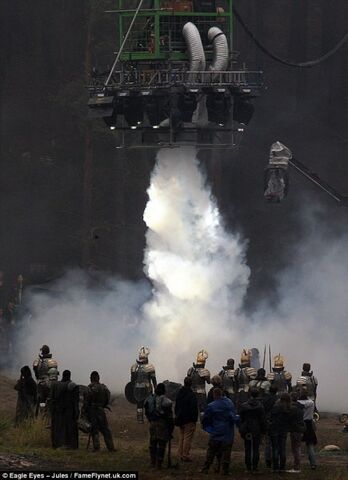 File:Thor-the-dark-world-set-photo.jpg