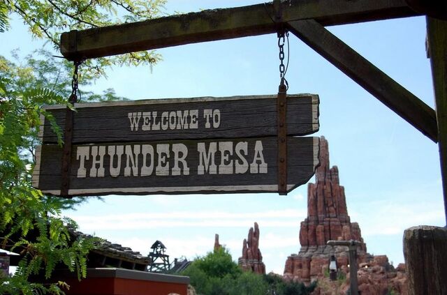 File:Thunder Mesa.jpg