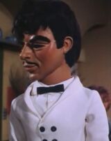 Paris-Waiter-Alias