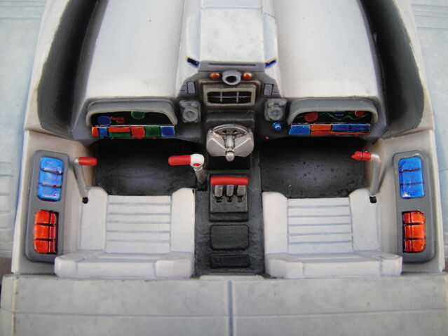 File:IH Thundertank details.jpg