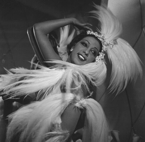 File:Josephine Baker RW.jpg