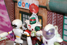 2015 NYTF Playmates Toys TMNT07 scaled 600