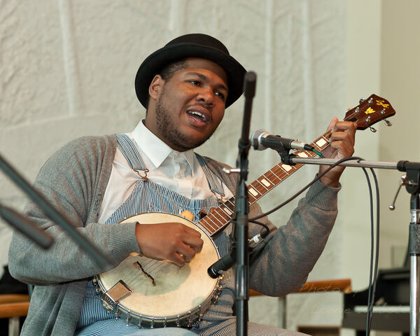 File:Jerron Paxton-5724 (2).jpg
