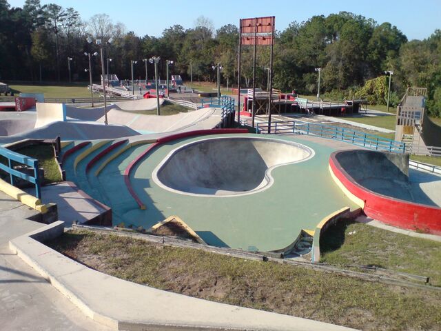 File:THPS4 Real Kona Bowl.jpg