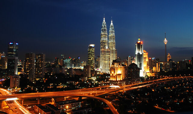 File:Kuala Lumpur Skyline 001.jpg