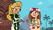 Momdaughterfalls