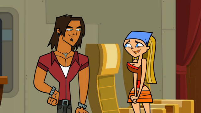 File:LindsayAlejandroFirstClass.png