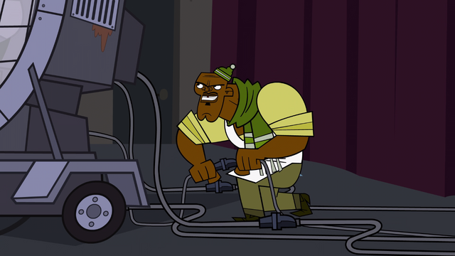 File:ChefPlugsInGiantFan.png