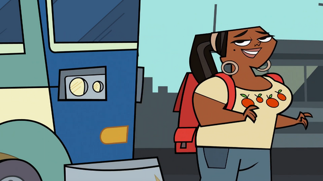 File:Leshawna arrives bus.png