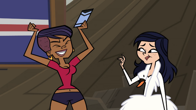 File:Stephanie Celebrates.png