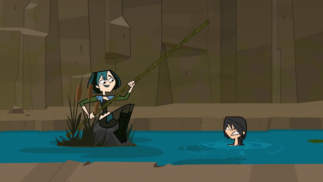 File:GwenvsHeather.png