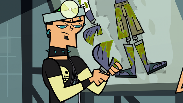 File:DuncanCatches.png