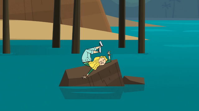 File:Carrie crash hawaii.png