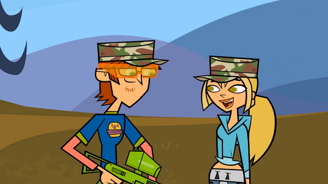 File:HaroldBridgettePaintball.png