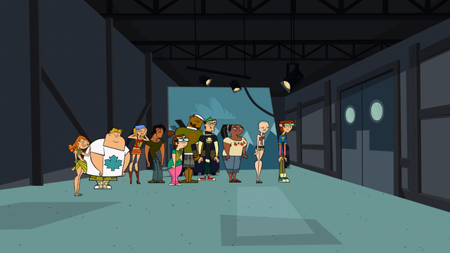 File:CastmatesBeforeChallenge.png