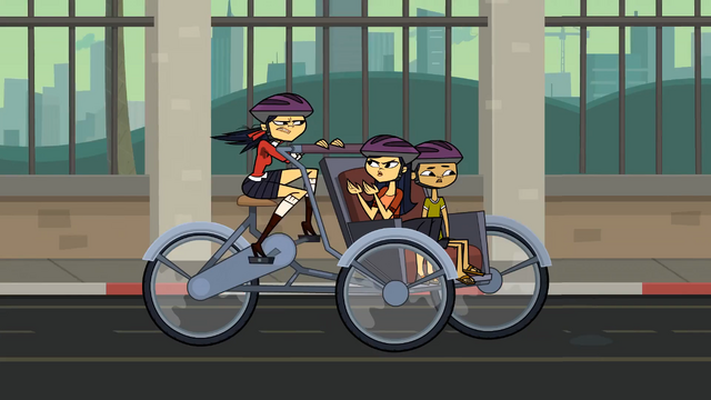 File:Kitty Emma Vietnam.png
