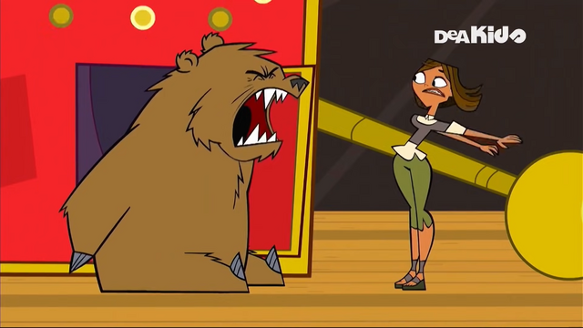 File:Niagara falls bear roar.png