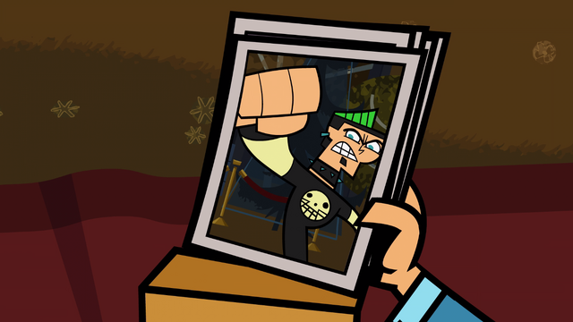 File:Duncan photo.png