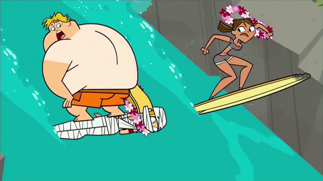 File:Look at courtney.png