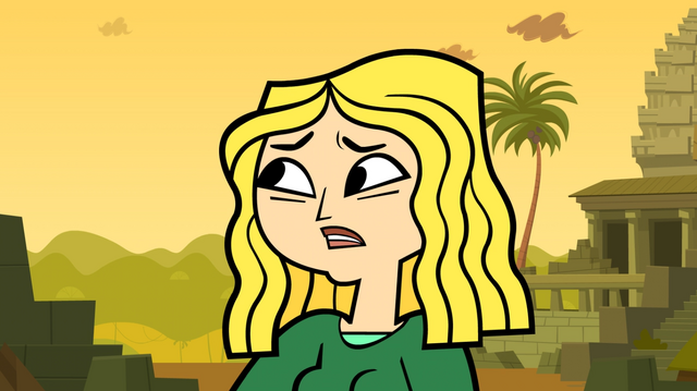File:Carrie cute.png
