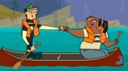 180px-Leshawna and Duncan in a canoe
