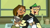 S01E10 Courtney i Duncan robią deser.jpg