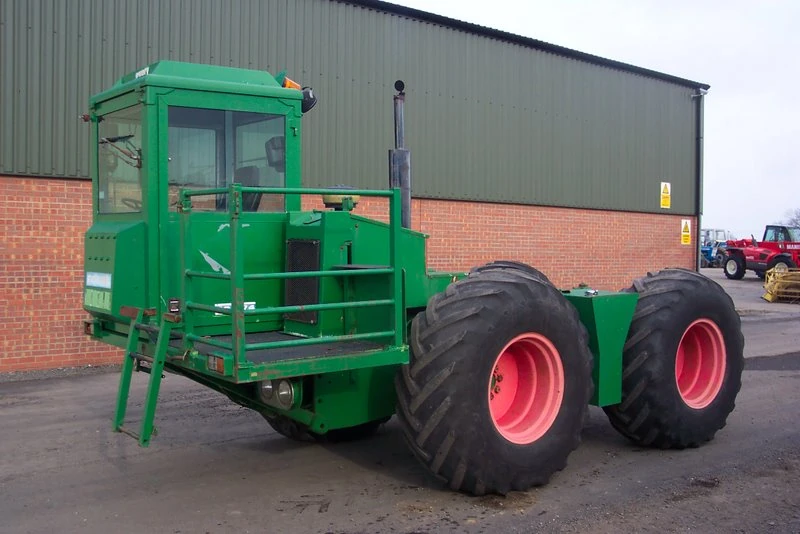 County FC 1184 Tractor & Construction Plant Wiki FANDOM powered by Wikia