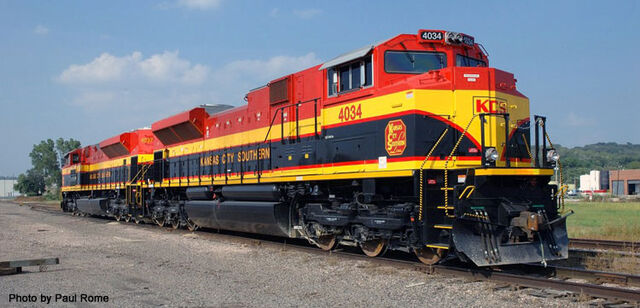 File:Later KCS SD70ACe units.jpg
