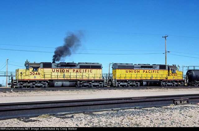 File:UP SD40X units.jpg