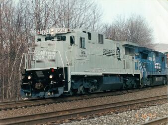 Conrail C32-8