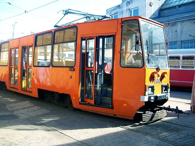 Plik:Konstal 105NT.jpg