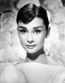 Audrey-hepburn-style-3