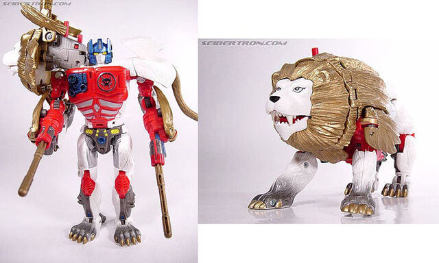 File:BWII LioConvoy toy.jpg
