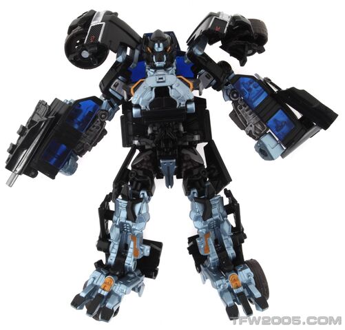 File:Tf(2010)-ironhide-toy-deluxe-1.jpg