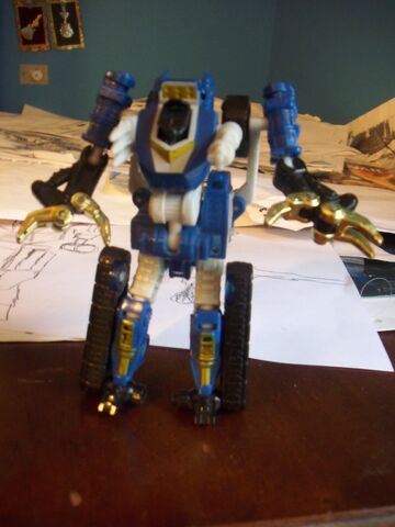 File:Rid-scavenger-toy-basic-1.jpg