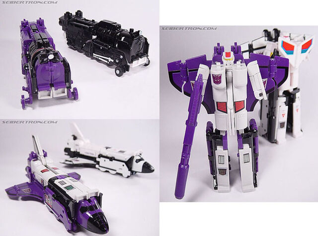 File:G1Astrotrain toy.jpg