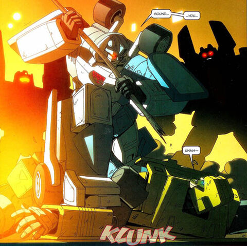 File:SpotlightMirage trappedHound.jpg