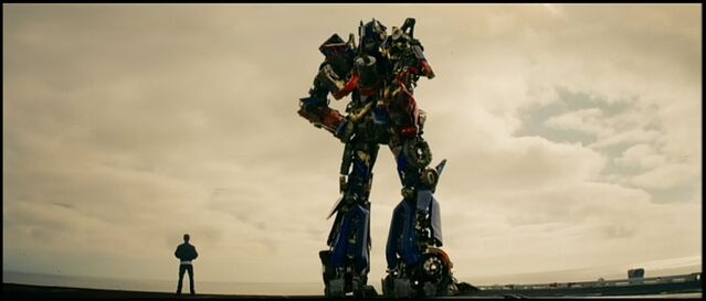 File:Rotf-samwitwicky&optimusprime-film-end.jpg