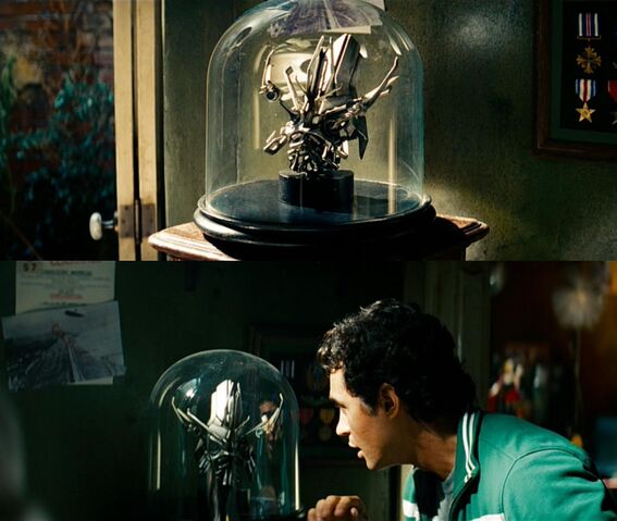 File:Rotf-frenzy-film-head.jpg