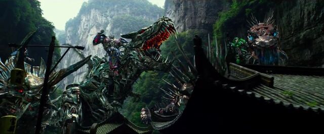 File:Drift Riding Slug Optimus Riding Grimlock Crosshairs Riding Scorn 3.jpg