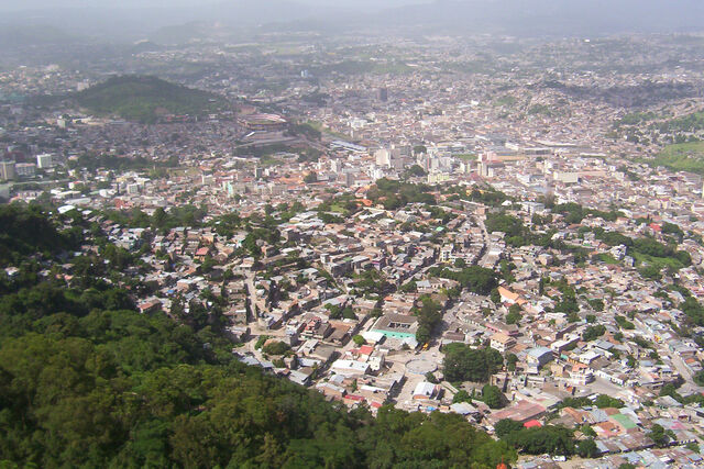 File:Tegucigalpa 2.jpg