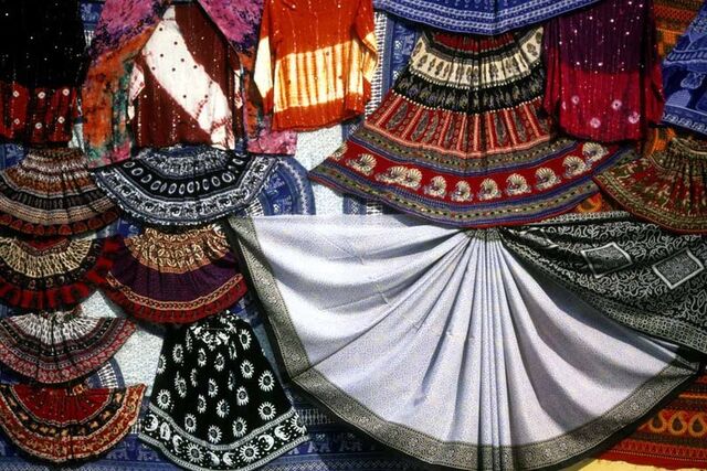 File:800px-Jaipurgarments.jpg