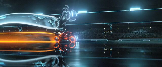 File:Tron legacy cycle duel.jpg