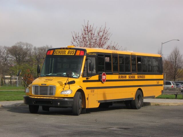 File:Thomas Saf-T-Liner C2.jpg
