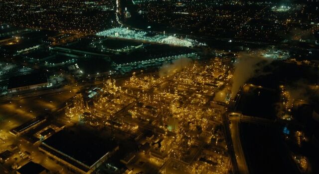 File:City of vinci night.jpg